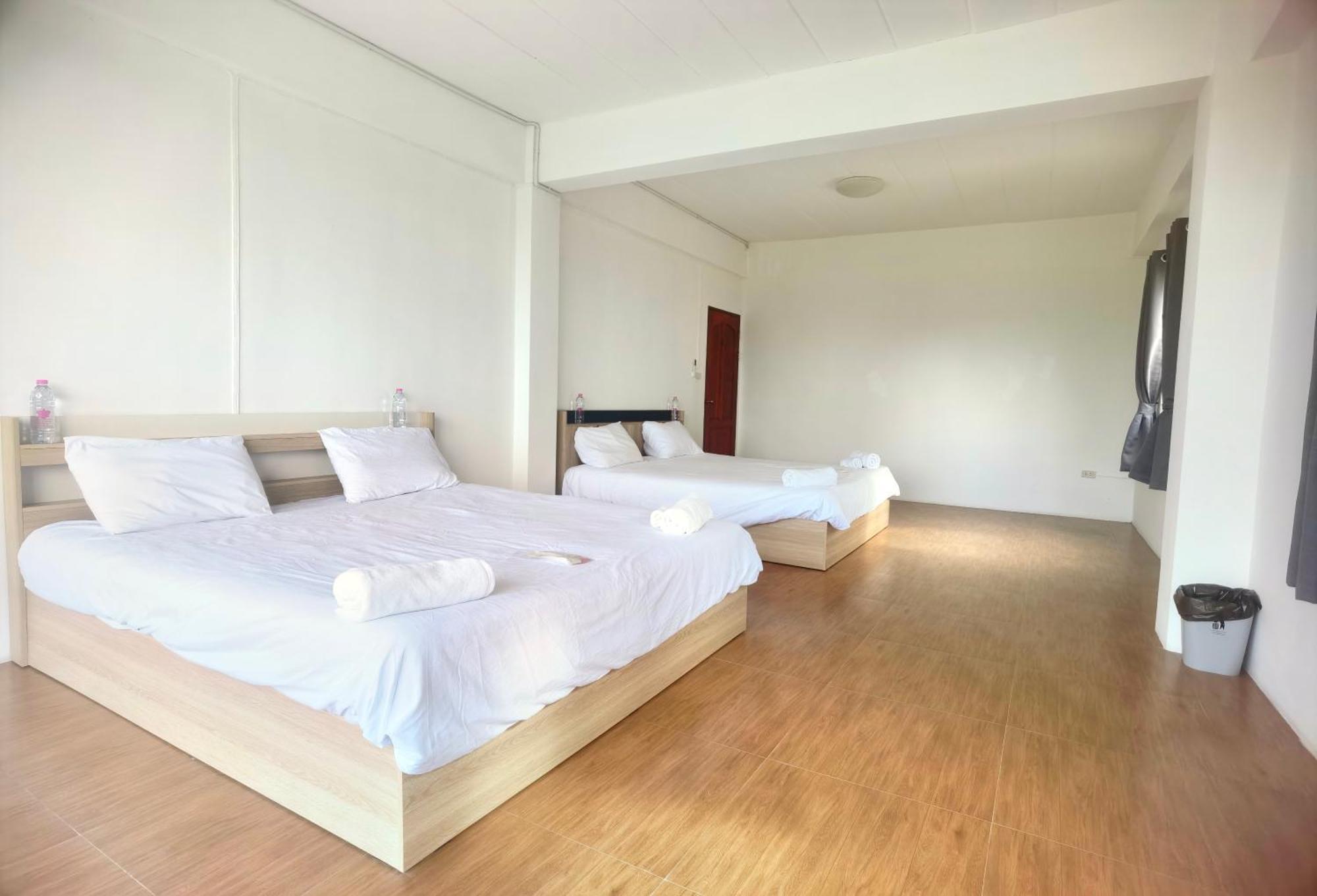 115 Townhouse Hotell Ban Khlong Krang Exteriör bild