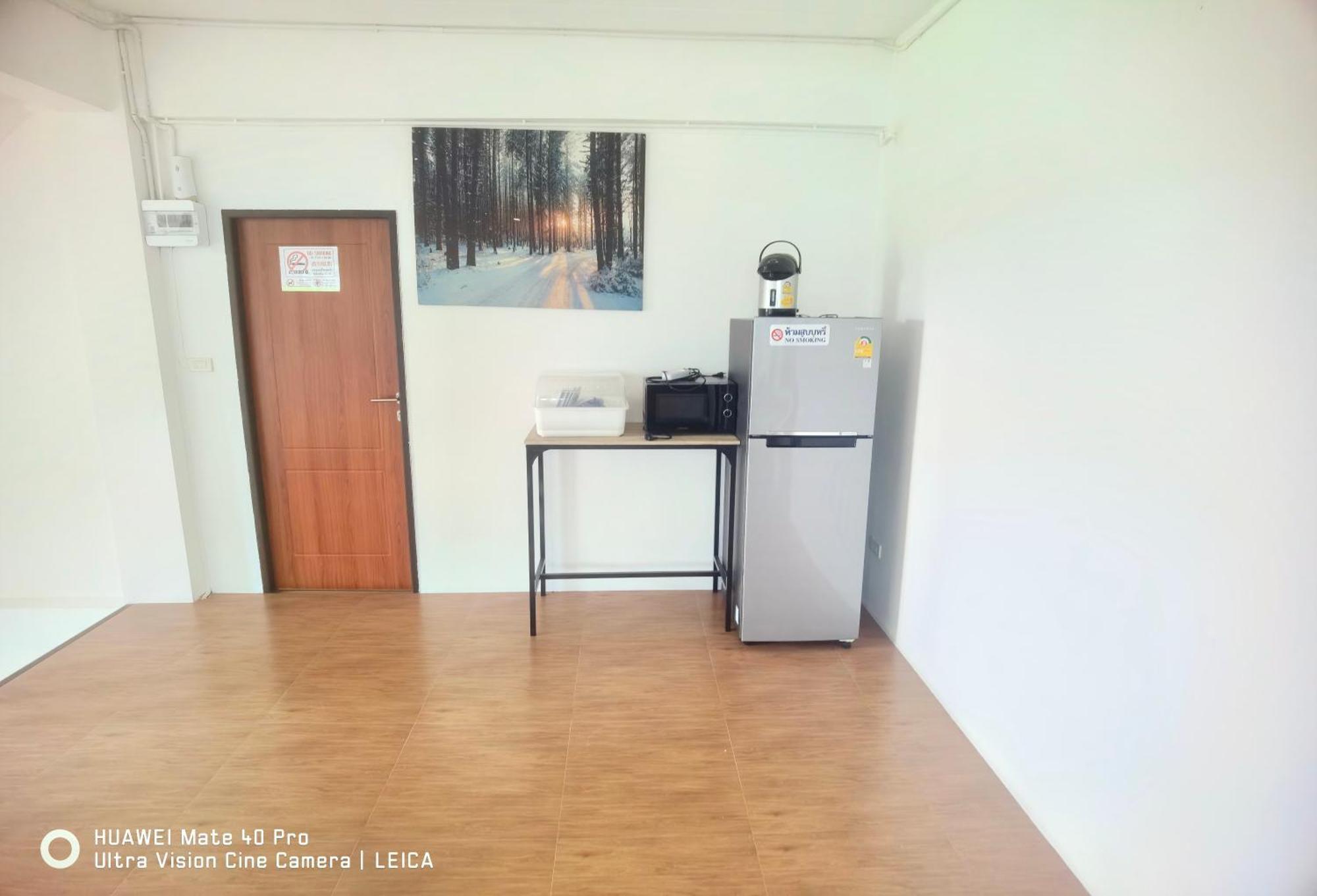 115 Townhouse Hotell Ban Khlong Krang Exteriör bild