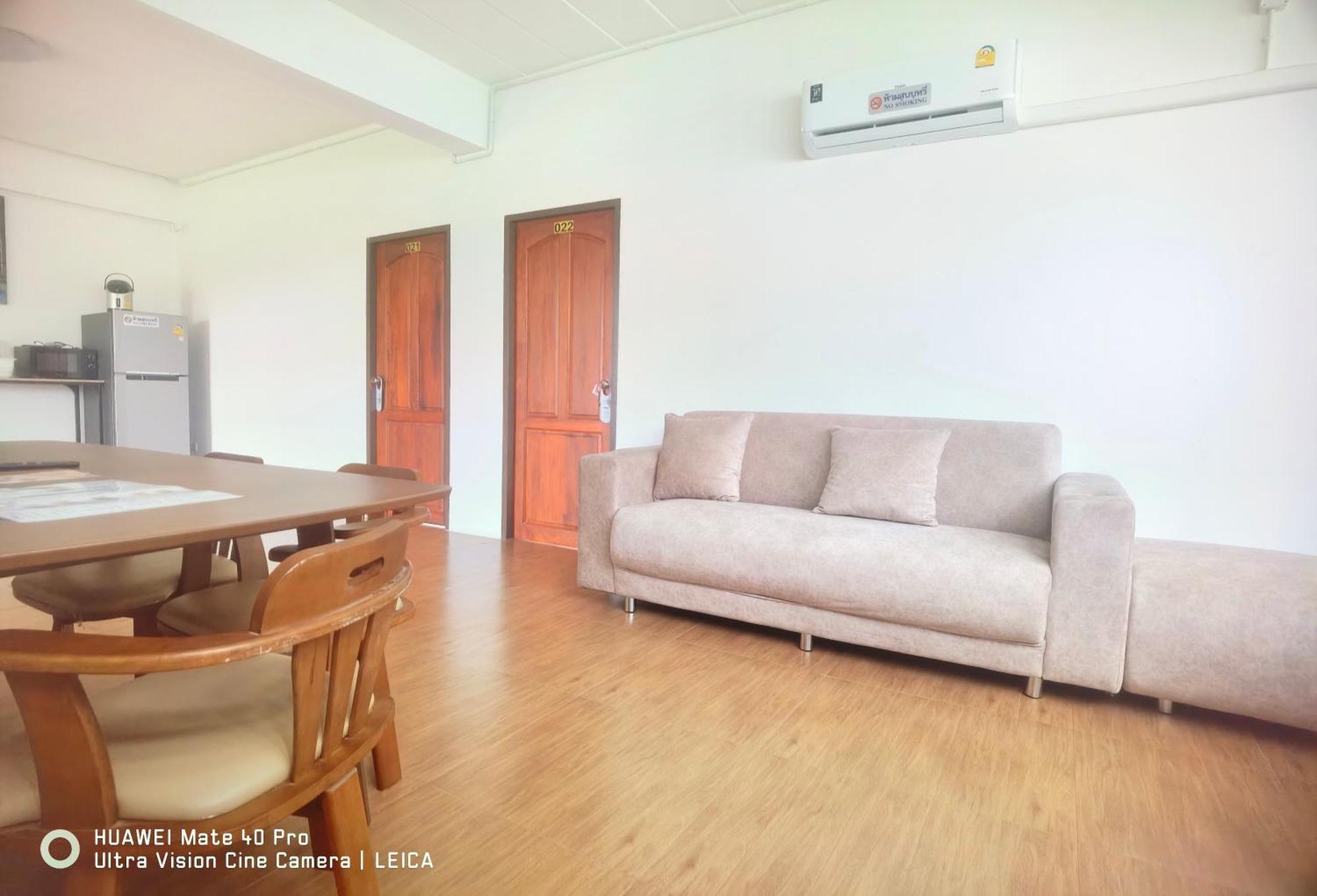115 Townhouse Hotell Ban Khlong Krang Exteriör bild